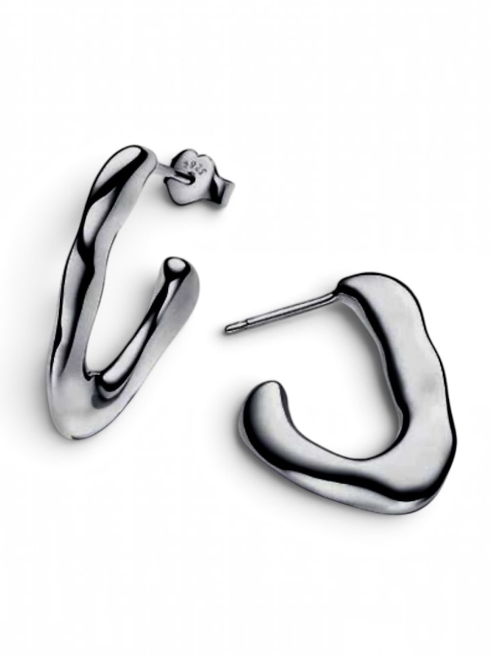 NEW Pandora organically v shaped hoop earrings